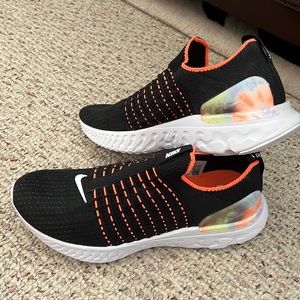 Nike Phantom React Flyknit 2